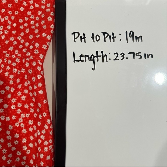 Rebecca Taylor Top Size Medium Red Silk Ditzy Floral Casual Office Career V-Neck - Picture 9 of 9